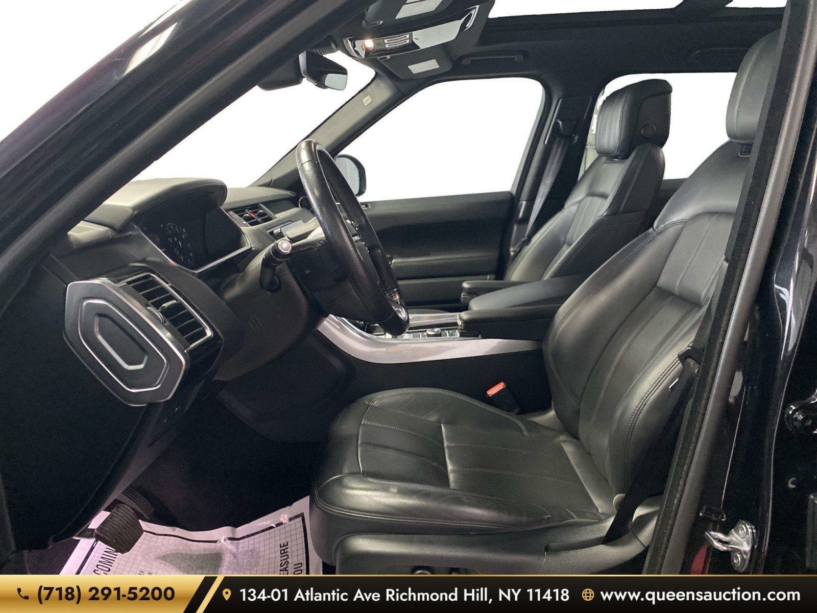 Used 2019 Land Rover Range Rover Sport HSE AWD/4WD image 12