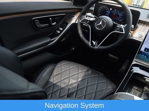 Used 2021 Mercedes-Benz S 580 4MATIC Sedan image 2