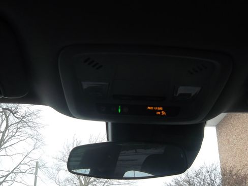 Used 2025 Chevrolet Malibu RS image 15