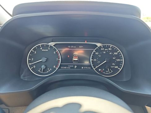 Used 2024 Nissan Rogue S FWD image 23