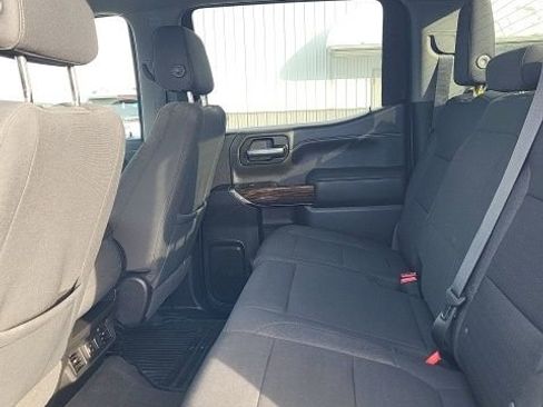 Used 2022 GMC Sierra 1500 SLE w/ Driver Alert Package I image 11