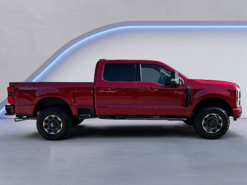 Used 2024 Ford F250 Lariat w/ Tremor Off-Road Package AWD/4WD image 2