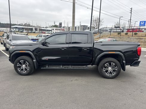 Used 2024 GMC Canyon AT4 w/ AT4 Premium Package image 4