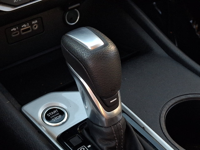 Used 2025 Nissan Altima 2.5 SV FWD image 14