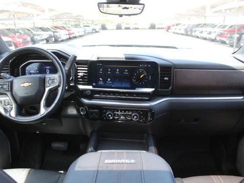 Used 2024 Chevrolet Silverado 2500 High Country w/ High Country Premium Package image 23