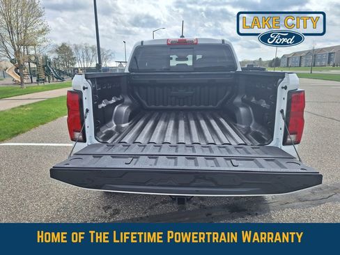 Used 2025 Chevrolet Colorado ZR2 AWD/4WD image 6