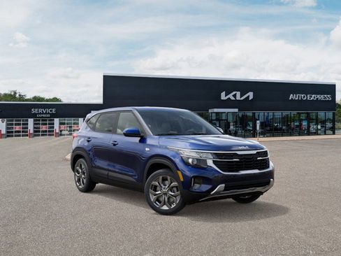 New 2026 Kia Seltos LX image 8