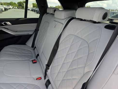 New 2026 BMW X5 sDrive40i w/ Premium Package RWD image 11