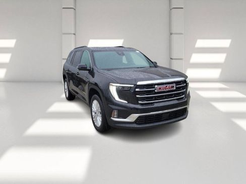 Used 2024 GMC Acadia Elevation w/ Luxury Package image 3