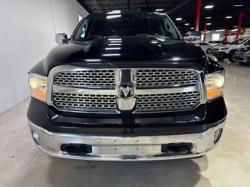 Used 2014 RAM 1500 Laramie AWD/4WD image 9