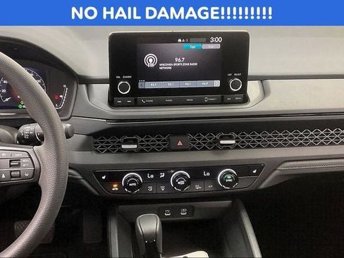Certified 2025 Honda Accord SE image 6
