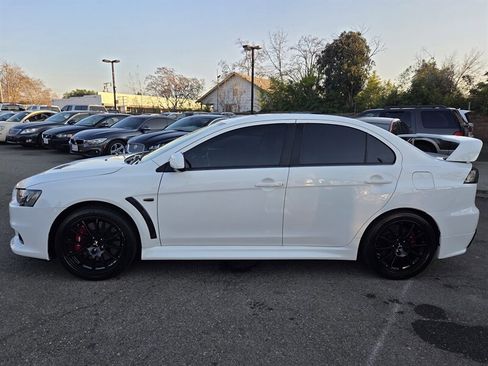 Used 2011 Mitsubishi Lancer Evolution GSR image 8