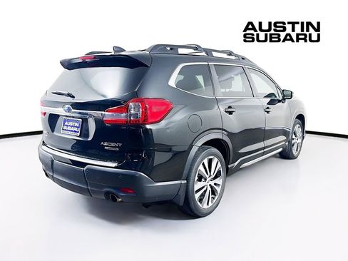 Used 2022 Subaru Ascent Limited w/ Technology Package image 7