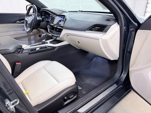 Used 2021 Cadillac CT4 Luxury w/ Sun And Sound Package RWD image 34