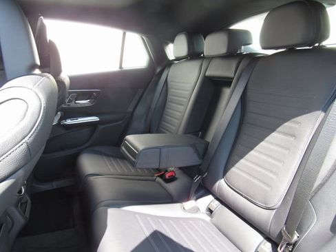New 2025 Mercedes-Benz GLC 43 AMG 4MATIC Coupe image 18
