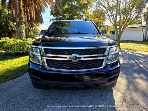 Used 2018 Chevrolet Suburban LT image 15