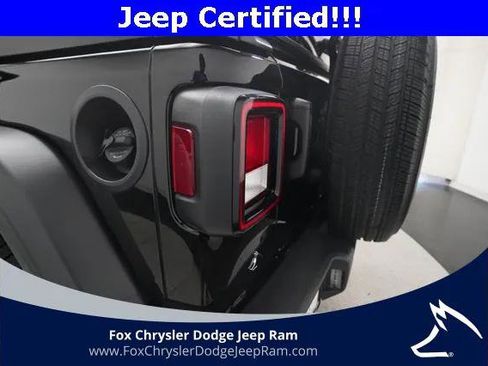 Certified 2023 Jeep Wrangler Sport S image 31
