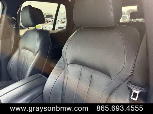 Used 2021 BMW X5 xDrive40i w/ M Sport Package AWD/4WD image 13