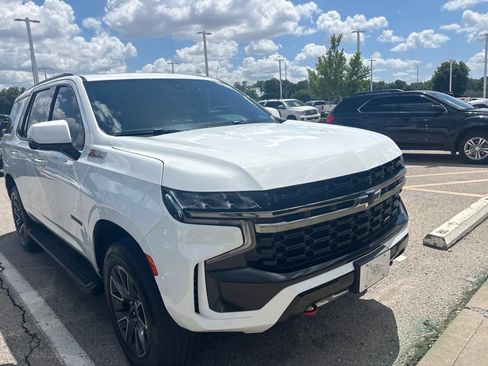 Used 2021 Chevrolet Tahoe Z71 w/ Z71 Signature Package AWD/4WD image 4