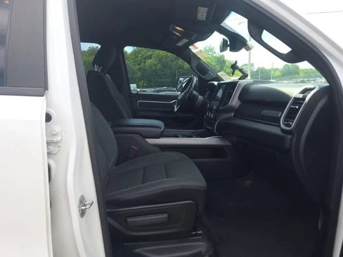 Used 2020 RAM 1500 Big Horn AWD/4WD image 11