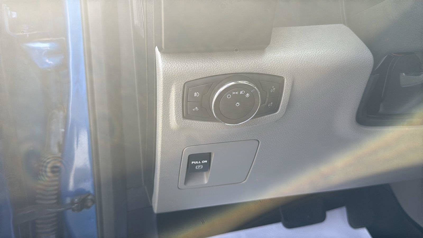 Used 2018 Ford F150 XL w/ Equipment Group 101A Mid AWD/4WD image 16