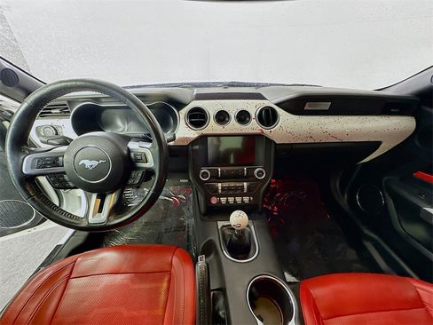 Used 2018 Ford Mustang GT Premium w/ GT Performance Package image 15