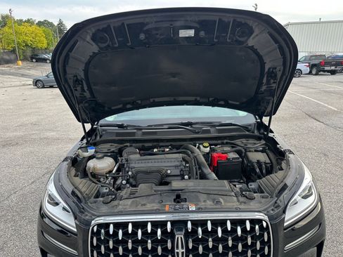 Used 2024 Lincoln Corsair Reserve image 32