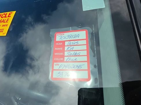 Certified 2023 Kia Seltos EX AWD/4WD image 9