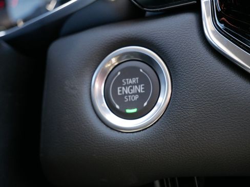 New 2026 GMC Canyon Elevation w/ Convenience Package image 25