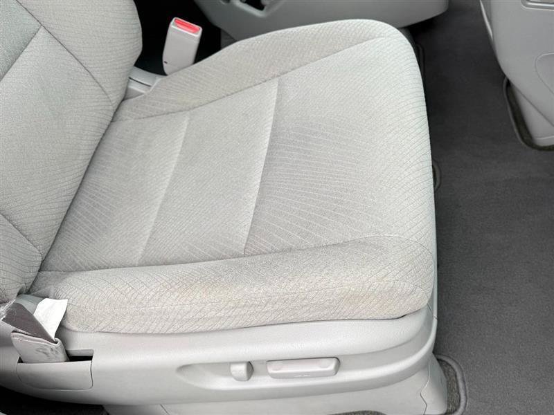 Used 2016 Honda Odyssey LX image 14