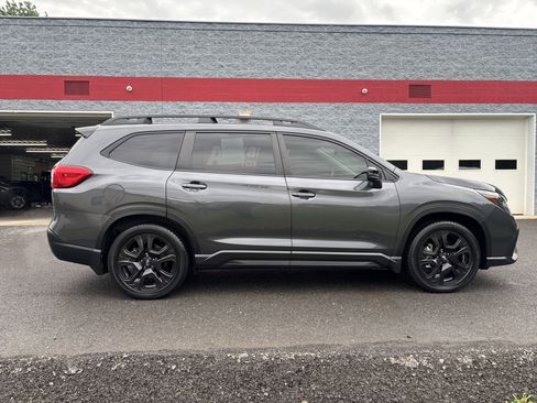 Used 2023 Subaru Ascent Onyx Edition Limited AWD/4WD image 2