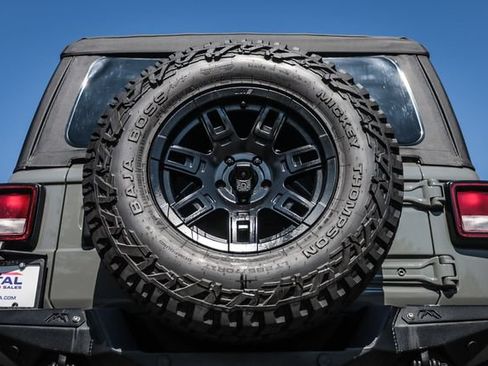 Used 2022 Jeep Wrangler Unlimited Sport AWD/4WD image 28