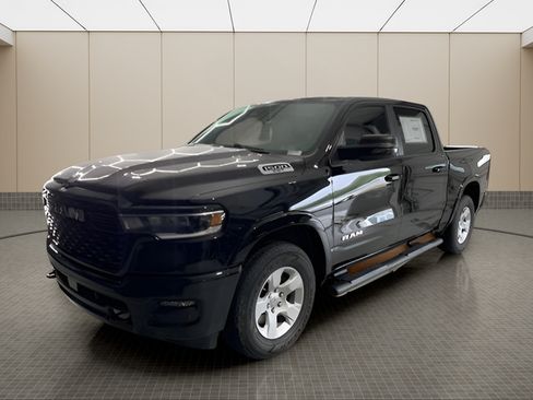 Used 2025 RAM 1500 Big Horn AWD/4WD image 1