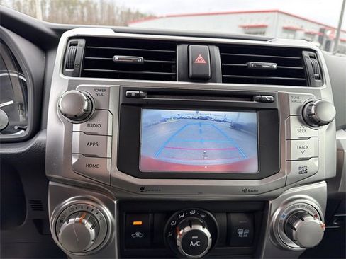 Used 2015 Toyota 4Runner Limited image 25