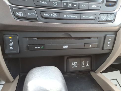 Used 2016 Honda Pilot EX-L image 27