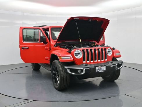 Used 2021 Jeep Wrangler Unlimited Sahara w/ Cold Weather Group image 37