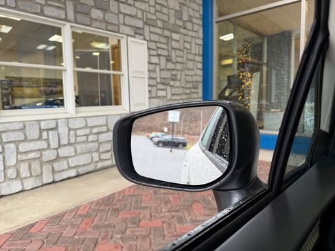 Certified 2023 Subaru Impreza 2.0i image 10