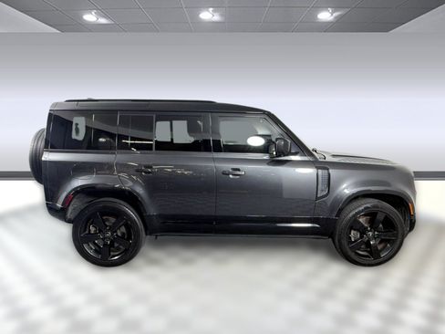 Used 2023 Land Rover Defender 110 X-Dynamic SE AWD/4WD image 8
