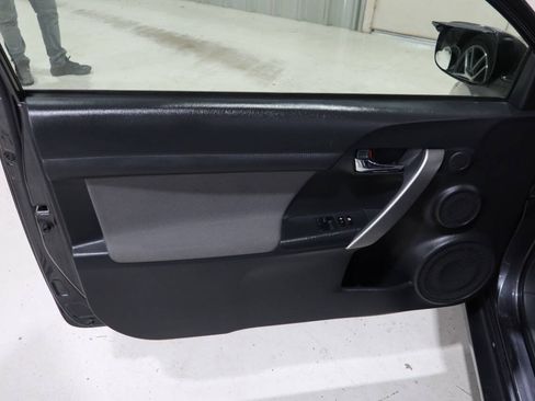 Used 2016 Scion tC FWD image 19