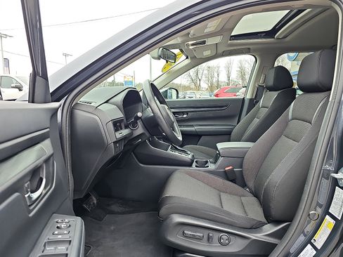Used 2024 Honda CR-V EX image 14