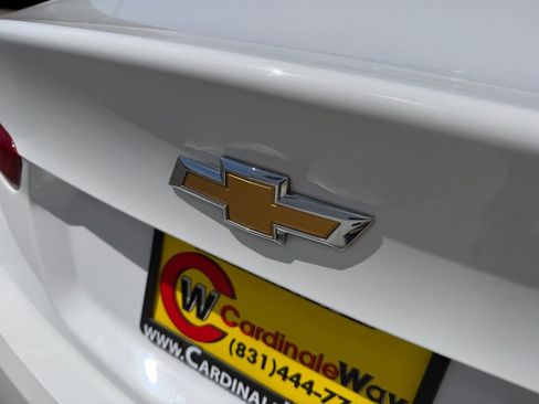 Used 2023 Chevrolet Malibu LT FWD image 11