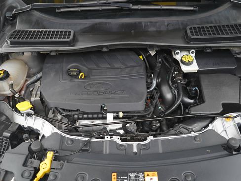 Used 2018 Ford Escape SE w/ Ford Safe & Smart Package FWD image 29