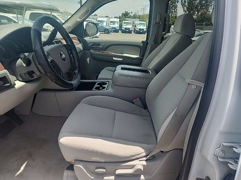 Used 2007 Chevrolet Tahoe LT RWD image 17