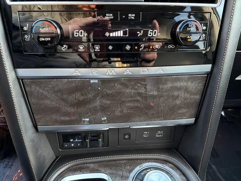 Certified 2024 Nissan Armada Platinum w/ Captain's Chairs Package image 30