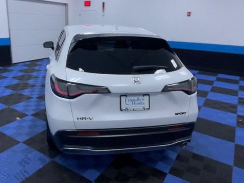 Certified 2026 Honda HR-V Sport image 7