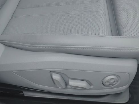 Used 2021 Audi A4 2.0T Premium Plus w/ Premium Plus Package image 26