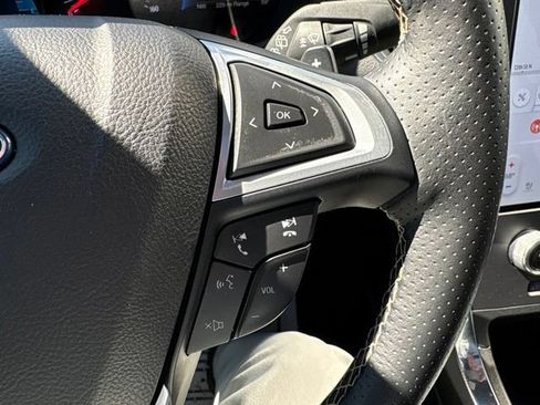 Used 2022 Ford Edge ST w/ Equipment Group 401A AWD/4WD image 18
