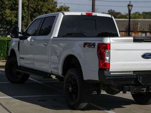 Used 2019 Ford F250 Lariat w/ Lariat Ultimate Package image 13