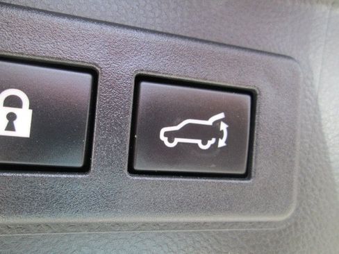 Used 2022 Subaru Outback Premium AWD/4WD image 13
