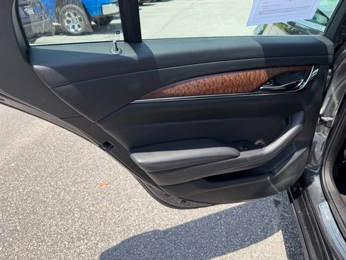 Used 2018 Cadillac CTS Luxury RWD image 15